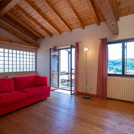 Βίλα Fosseno Sleeps 7